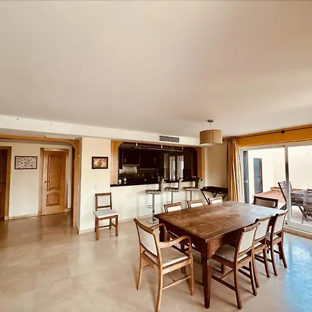 Holiday home Casa Arlequin